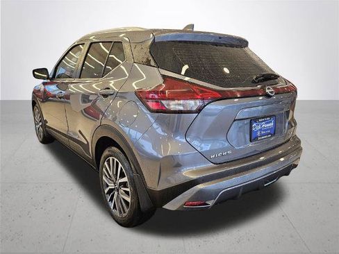 Certified 2022 Nissan Kicks SV image 11