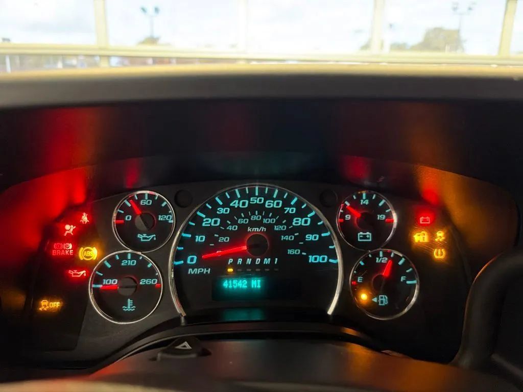 Used 2023 GMC Savana 2500 w/ Driver Convenience Package RWD image 21