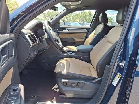 Used 2023 Volkswagen Atlas Cross Sport SE AWD/4WD image 13