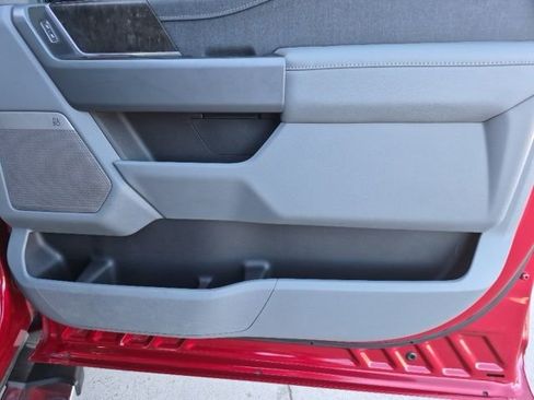 Used 2022 Ford F150 Lariat w/ Equipment Group 502A High image 36