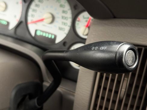 Used 2003 Dodge Ram 3500 Truck ST image 24