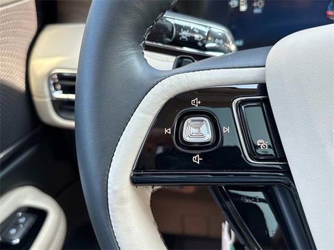 New 2025 Lincoln Corsair Grand Touring w/ Jet Appearance Package image 25