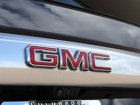 Used 2021 GMC Yukon Denali w/ Denali Ultimate Package AWD/4WD image 41