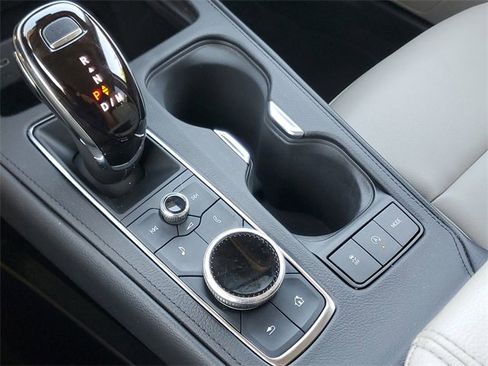 Certified 2023 Cadillac XT4 Luxury image 27