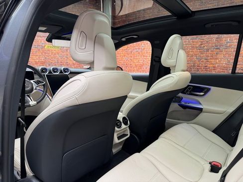 Certified 2023 Mercedes-Benz GLC 300 4MATIC image 24