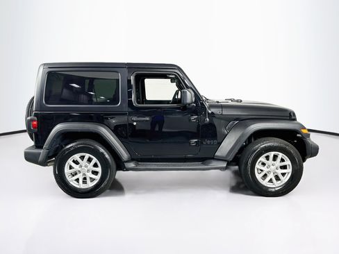 Used 2023 Jeep Wrangler Sport AWD/4WD image 4