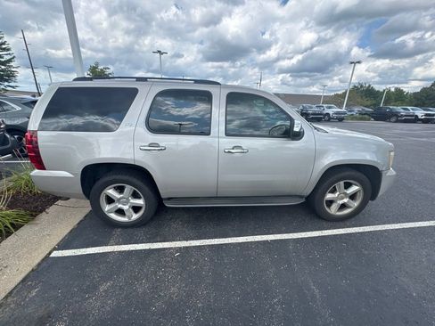 Used 2008 Chevrolet Tahoe LTZ w/ LTZ Preferred Equipment Group AWD/4WD image 11