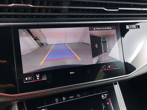 Used 2022 Audi RS Q8 image 26