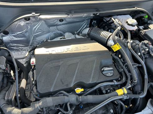 Used 2024 Chevrolet Trax LS image 30