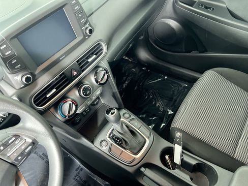 Used 2020 Hyundai Kona SE image 23