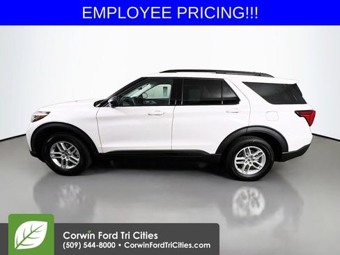New 2026 Ford Explorer Active AWD/4WD image 6