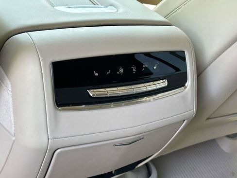 Used 2023 Cadillac Escalade Sport Platinum w/ Heavy-Duty Trailer Package AWD/4WD image 18