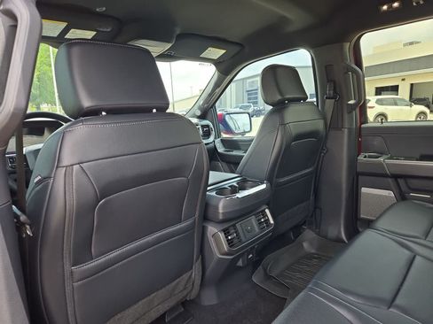 Used 2025 Ford F150 Lariat w/ Equipment Group 501A Mid AWD/4WD image 16