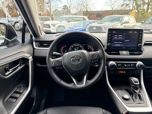 Certified 2022 Toyota RAV4 Limited image 13