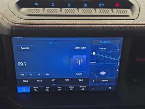 Certified 2025 Ford Bronco Raptor w/ Interior Carbon Fiber Pack AWD/4WD image 18
