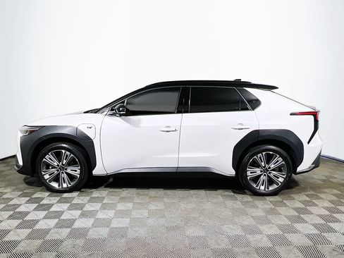 Used 2023 Subaru Solterra AWD image 4