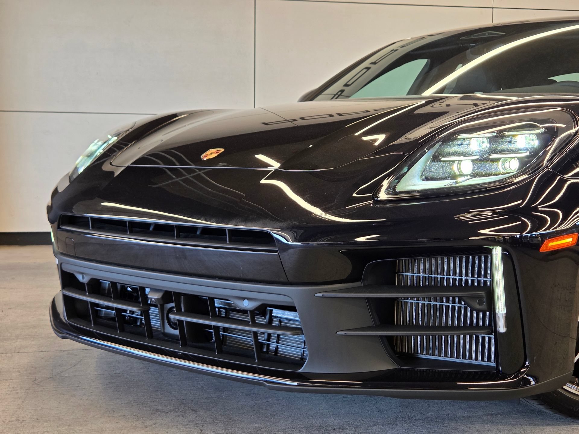 New 2026 Porsche Panamera 4 AWD/4WD image 24