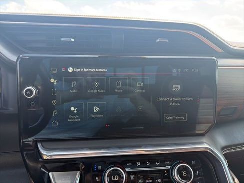 Used 2025 GMC Sierra 2500 Denali Ultimate w/ Max Trailering Package image 8