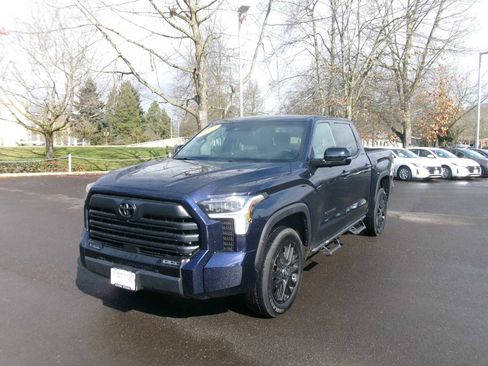 Used 2025 Toyota Tundra Limited image 1