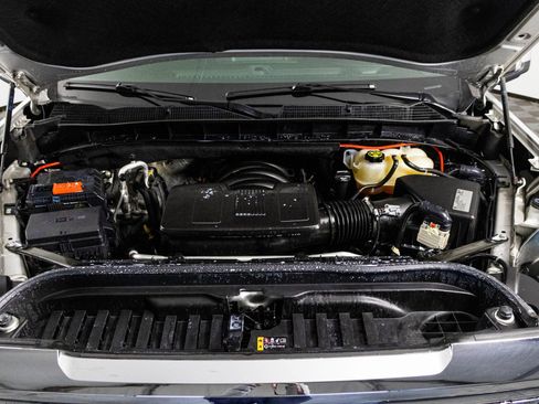 Used 2019 GMC Sierra 1500 SLT w/ SLT Premium Plus Package image 44