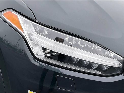 Used 2022 Volvo XC90 T8 Inscription Expression w/ Advanced Package image 32