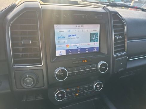 Used 2021 Ford Expedition Max Limited image 12