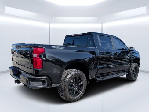 Used 2024 Chevrolet Silverado 1500 LT Trail Boss w/ LT Trail Boss Premium Package image 3