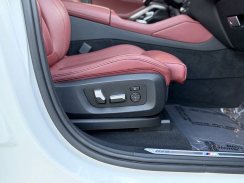 Used 2022 BMW X6 xDrive40i w/ M Sport Package image 35