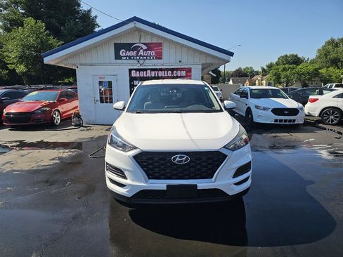 Used 2019 Hyundai Tucson SE AWD/4WD image 2