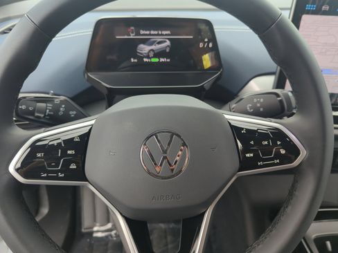 New 2025 Volkswagen ID.4 Pro S image 9