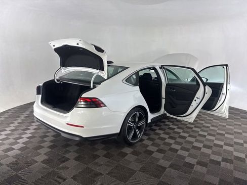 Used 2025 Honda Accord Sport image 20