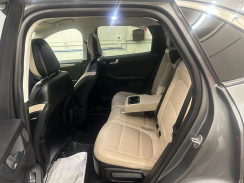 Used 2022 Ford Escape SEL w/ Technology Package image 24