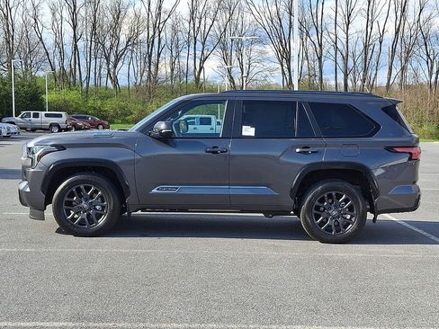 New 2026 Toyota Sequoia Platinum image 9