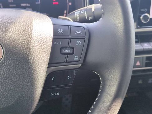 Used 2025 Toyota Camry SE w/ Convenience Package FWD image 20