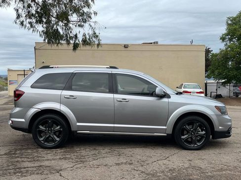 Used 2018 Dodge Journey Crossroad image 5