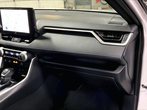 Used 2024 Toyota RAV4 XSE w/ Advanced Technology Package image 18