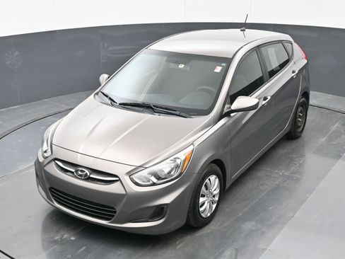 Used 2017 Hyundai Accent SE image 30