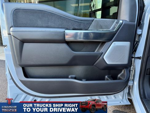 Used 2025 Ford F450 Platinum image 17