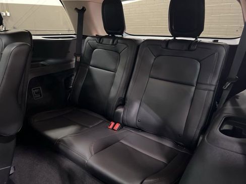 Used 2024 Lincoln Aviator Reserve w/ Equipment Group 201A AWD/4WD image 14