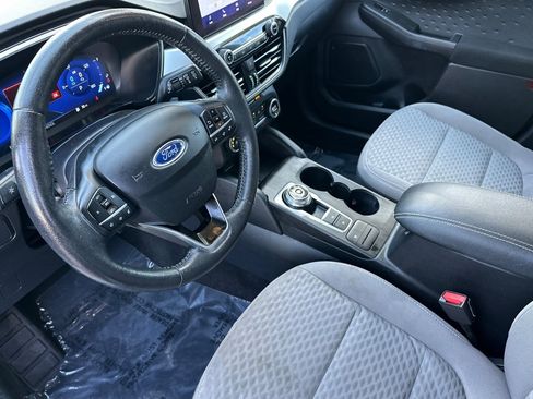 Used 2020 Ford Escape SE Sport image 10