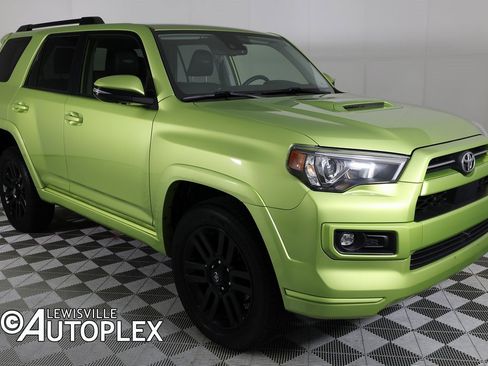 Used 2023 Toyota 4Runner TRD Sport image 3