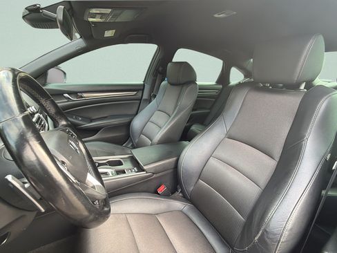 Used 2020 Honda Accord Sport image 25