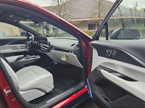 New 2026 Cadillac Lyriq Sport image 12