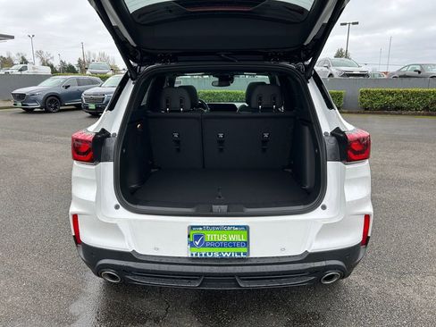 New 2025 Chevrolet TrailBlazer RS w/ Convenience Package image 24