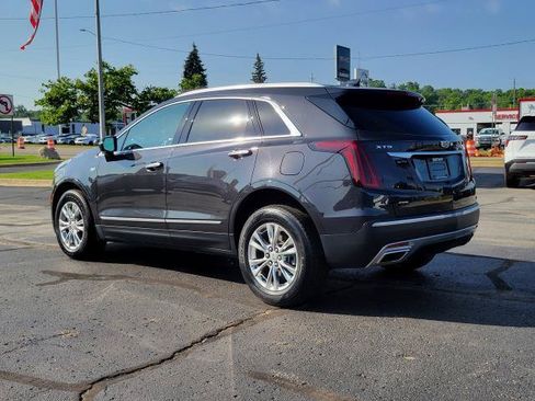 Used 2020 Cadillac XT5 Premium Luxury w/ LPO, Floor Liner Package AWD/4WD image 3