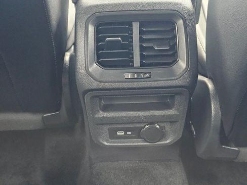 Certified 2022 Volkswagen Tiguan SE AWD/4WD image 23