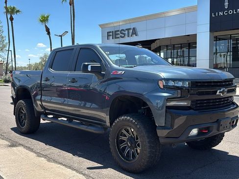 Used 2020 Chevrolet Silverado 1500 LT Trail Boss AWD/4WD image 2