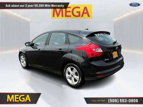 Used 2014 Ford Focus SE FWD image 9