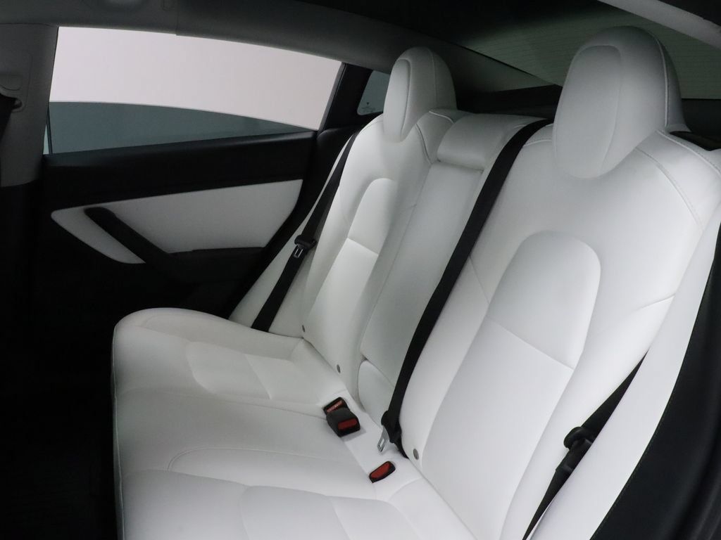 Used 2021 Tesla Model 3 Long Range AWD/4WD image 23