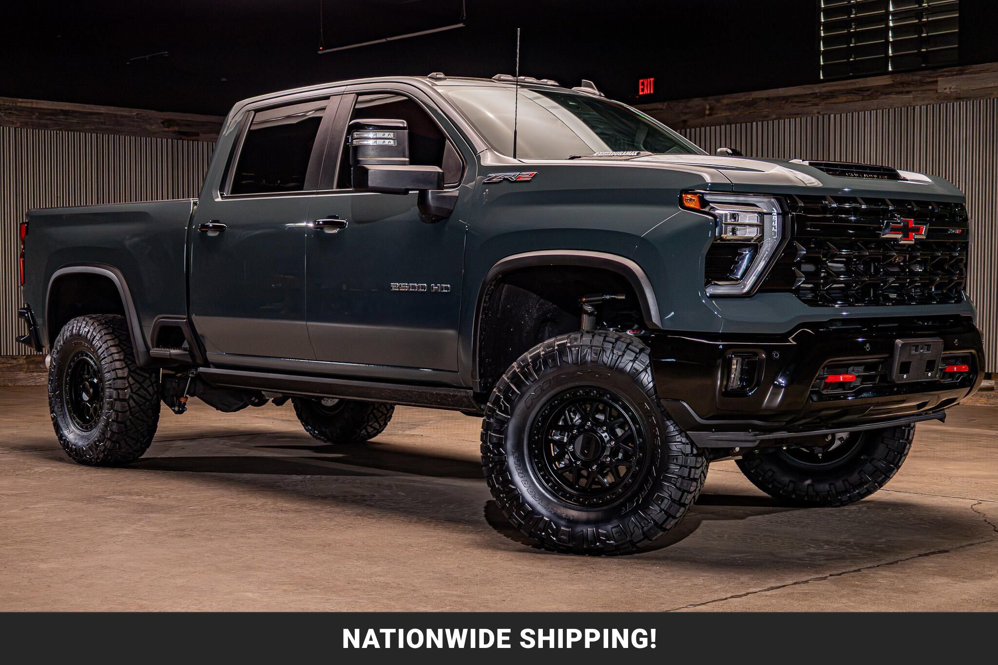 Used 2025 Chevrolet Silverado 2500 ZR2 w/ Technology Package AWD/4WD image 1